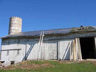 The Barn Log Photographs - October 25, 2004